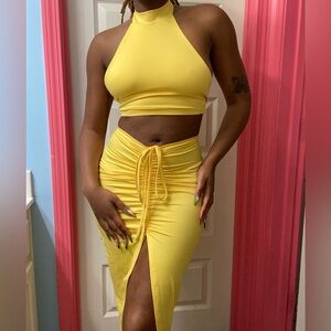 Yellow 2-Piece Skirt Set 🌻💛